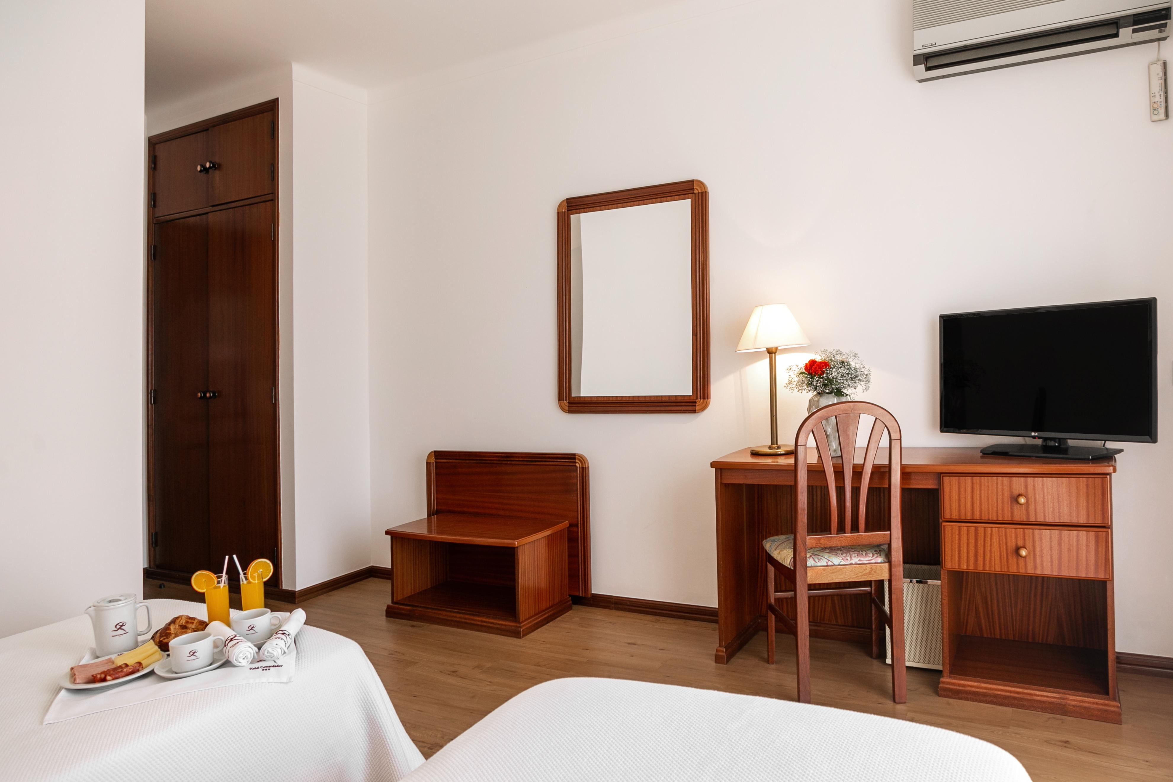 Hotel Comendador Bombarral Luaran gambar