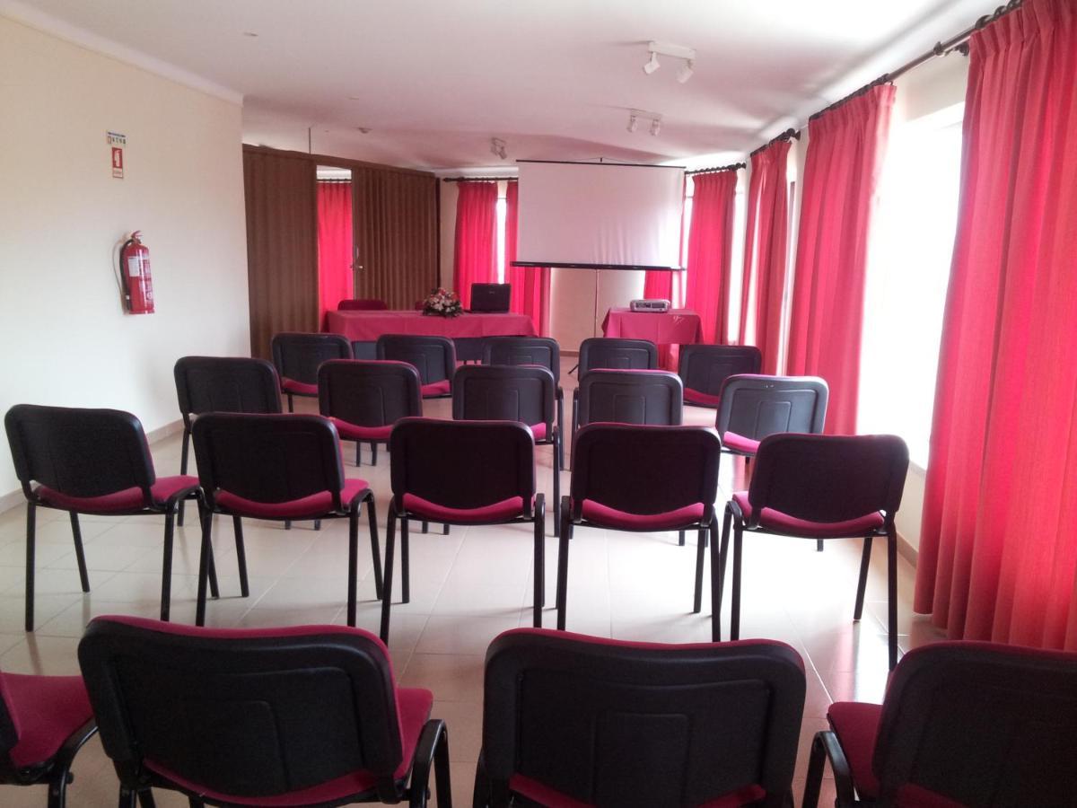 Hotel Comendador Bombarral Luaran gambar